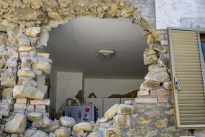 amatrice_terremoto_casasventrata_fg